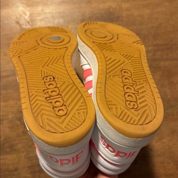 Adidas Women’s Hoops 3.0 Mid Cut Classic White Pink Gum Basketball Shoes Sz 7.5 - Picture 12 of 12